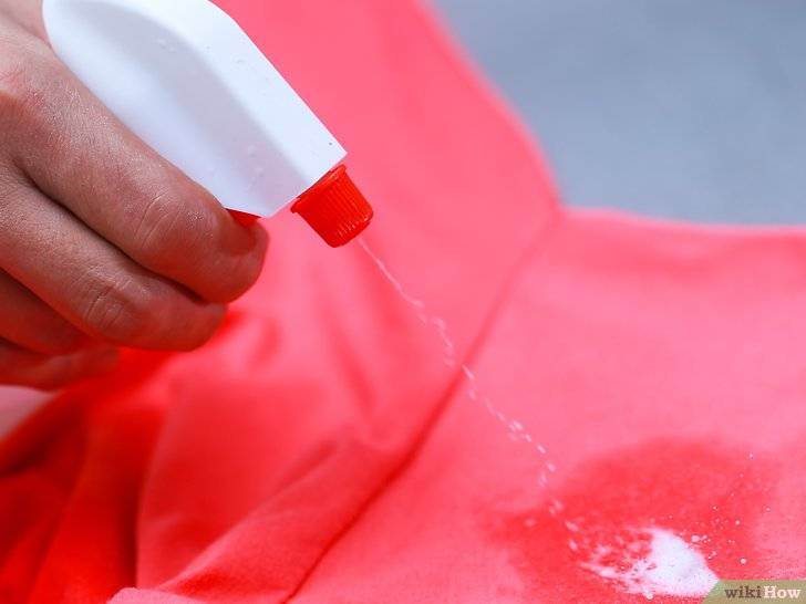 Как отстирать лак для ногтей с одежды: выведение пятна в домашних условиях