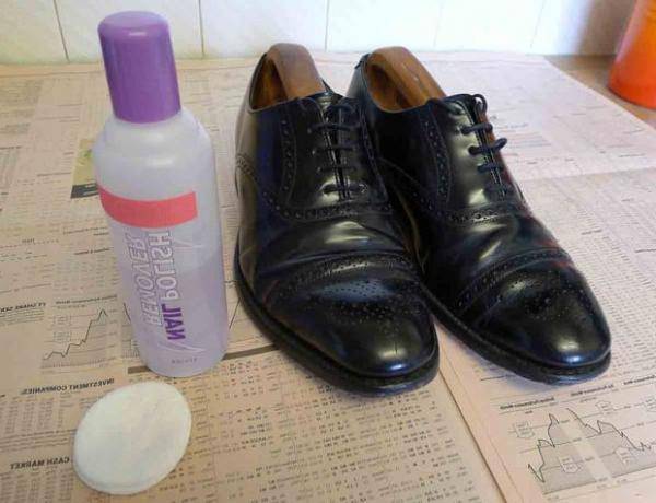 Как почистить обувь - ухаживаем за обувью
как почистить обувь - ухаживаем за обувью