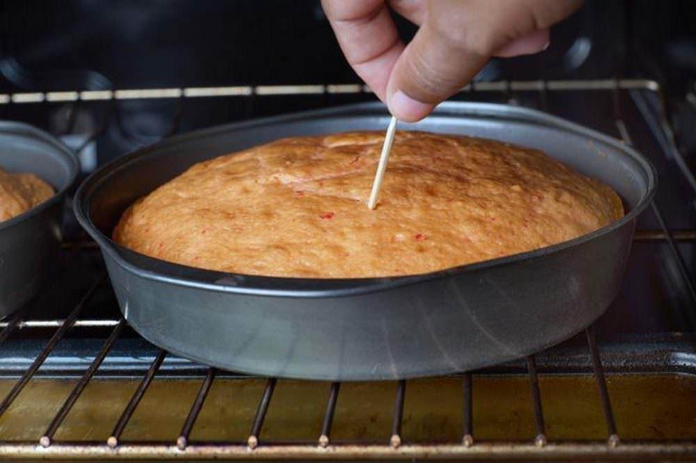 Пирожки из слоеного теста — 10 пошаговых рецептов в духовке