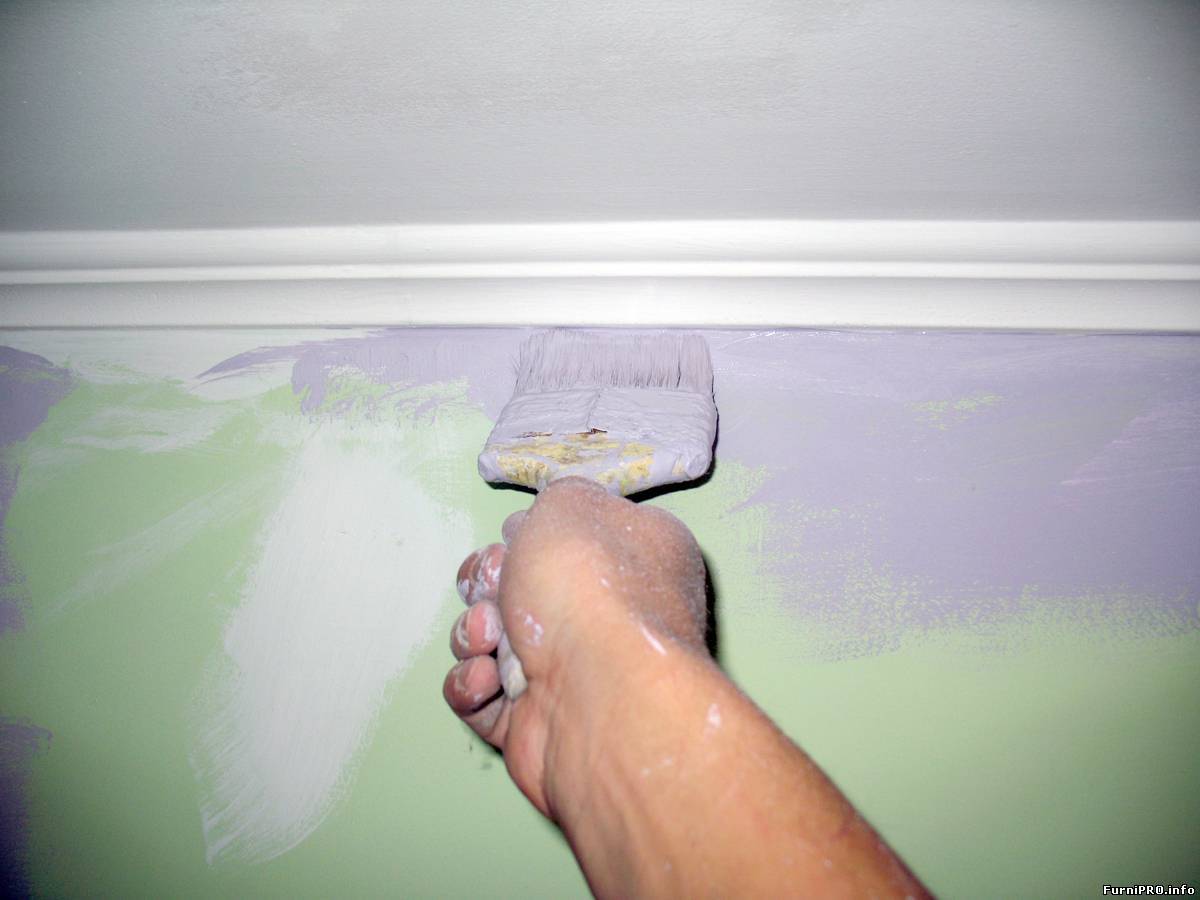 Покраска стен в ванной: пошаговая инструкция