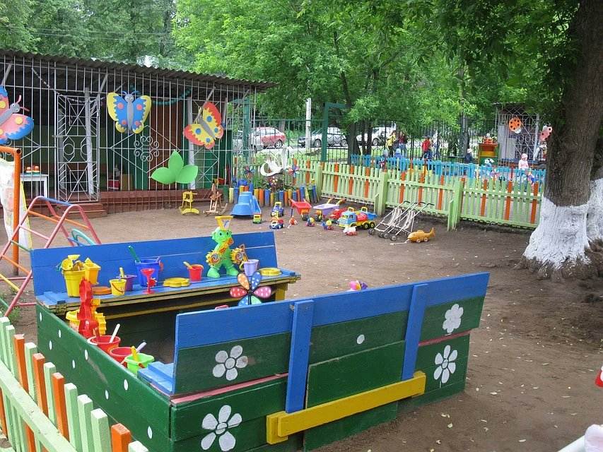 Детский участок в детском саду своими руками. детские площадки: идеи оформления