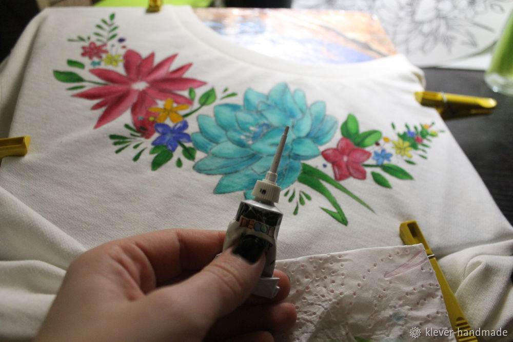 Техники свободной росписи по ткани акриловыми и другими красками и рисования по трафаретам