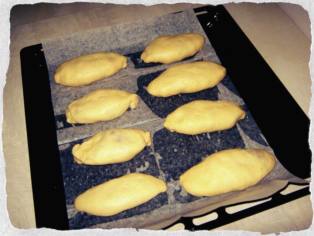 Мягкие пирожки в духовке рецепт с фото пошагово - 1000.menu