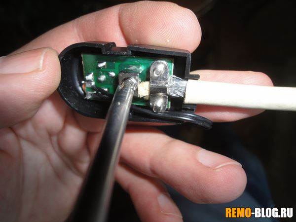 Как правильно подключить антенный кабель к штекеру телевизора