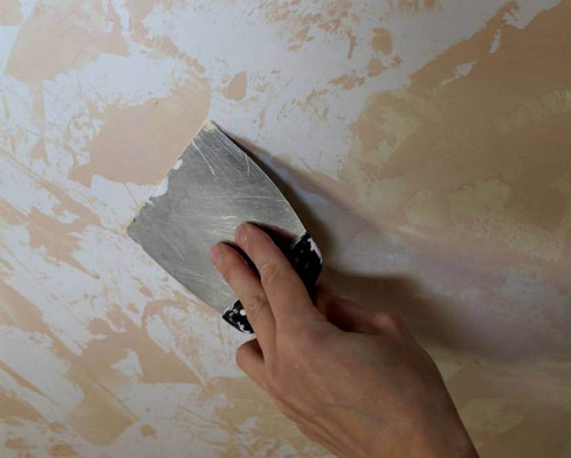 Чем отмыть водоэмульсионную краску: с пола, как снять с потолка, чем отстирать с одежды и оттереть со стены, как удалить с других поверхностей?