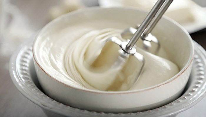 Сметанный крем для торта – 8 вкусных рецептов приготовления