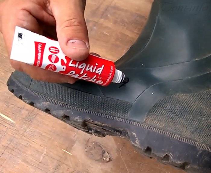 Как можно заклеить силиконовые сапоги. каким клеем лучше приклеить подошву обуви