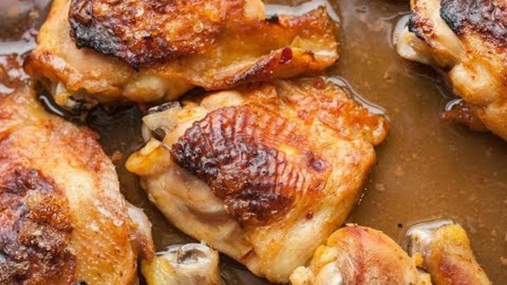Как пожарить куриные бедра на сковороде