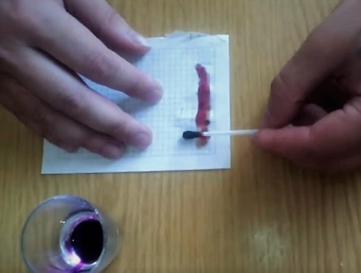 Как стереть ручку с бумаги без следов: способы для глянца, картона, тонких и плотных листов + отзывы