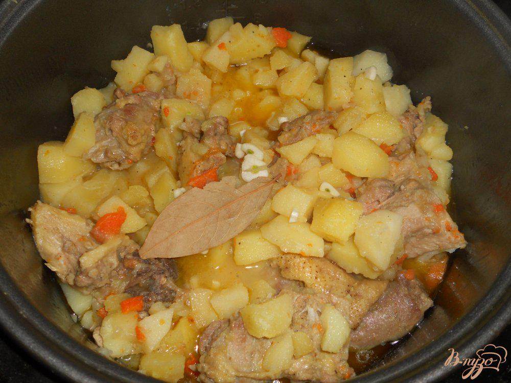 Картошка с тушенкой – 6 рецептов приготовления