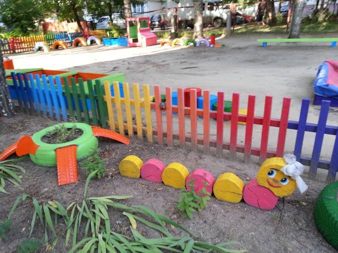 Площадки в детском саду: что говорят законы