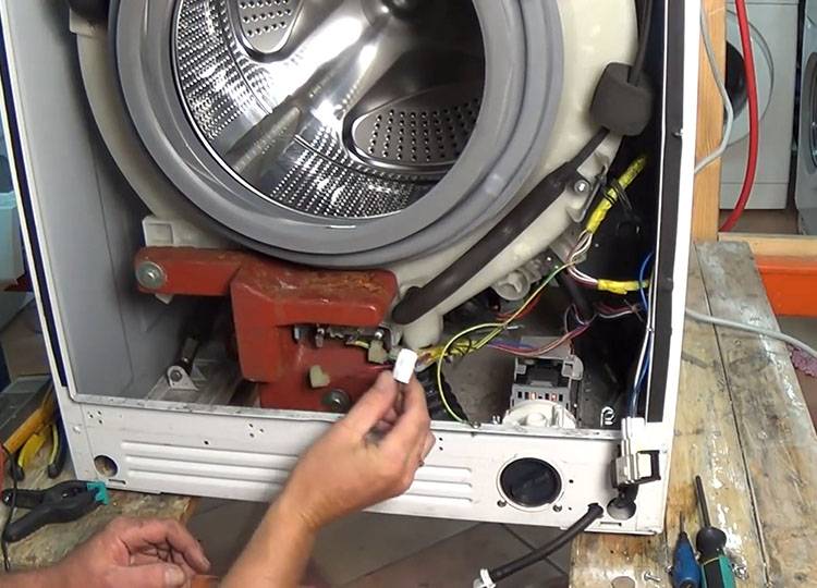 Как заменить тэн в стиральной машине своими руками