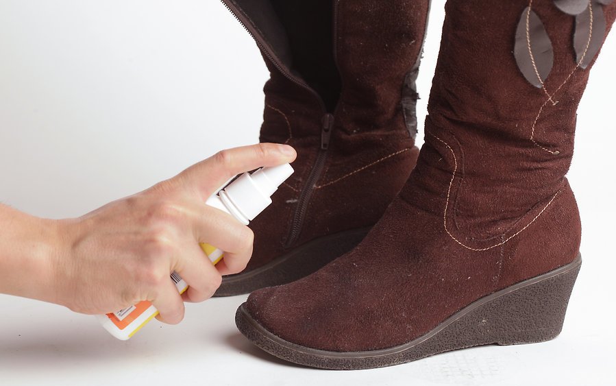 Как обновить замшевую обувь в домашних условиях, как восстановить замшевые сапоги и убрать потертости