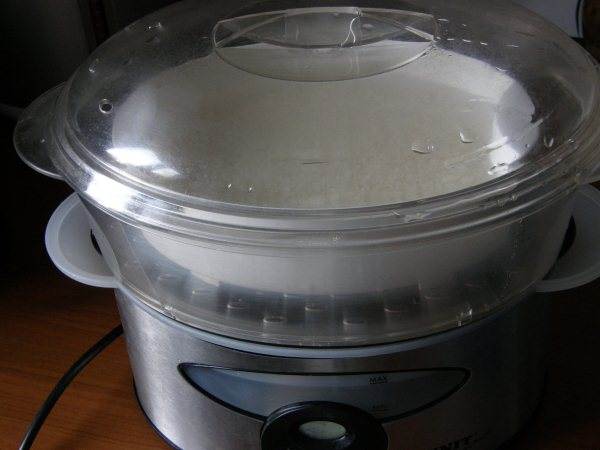 Как правильно варить рис, используя пароварку?