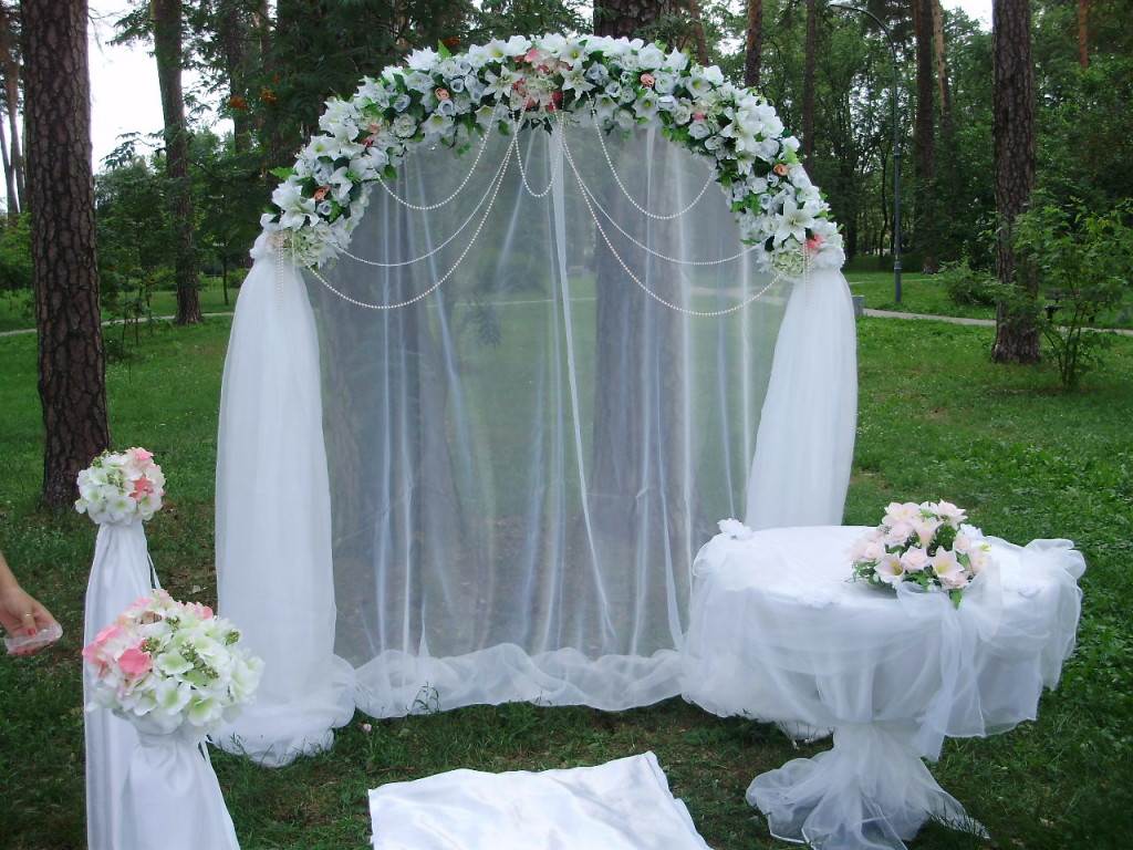 Как сделать арку для свадьбы своими руками (4 мастер-класса)