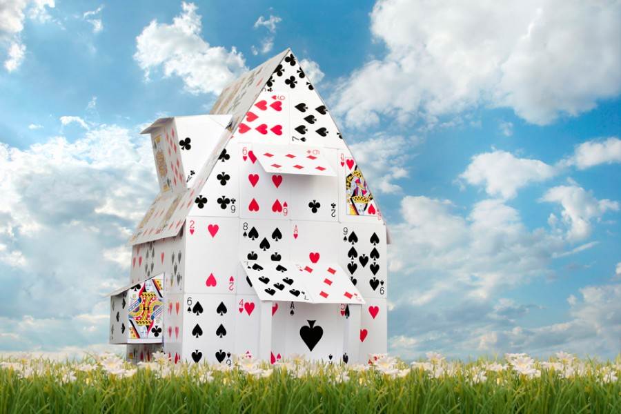 Карточный домик — играть онлайн бесплатно