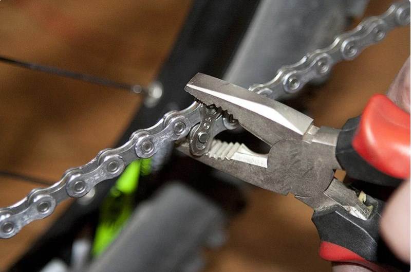 Как снять цепь с велосипеда без выжимки