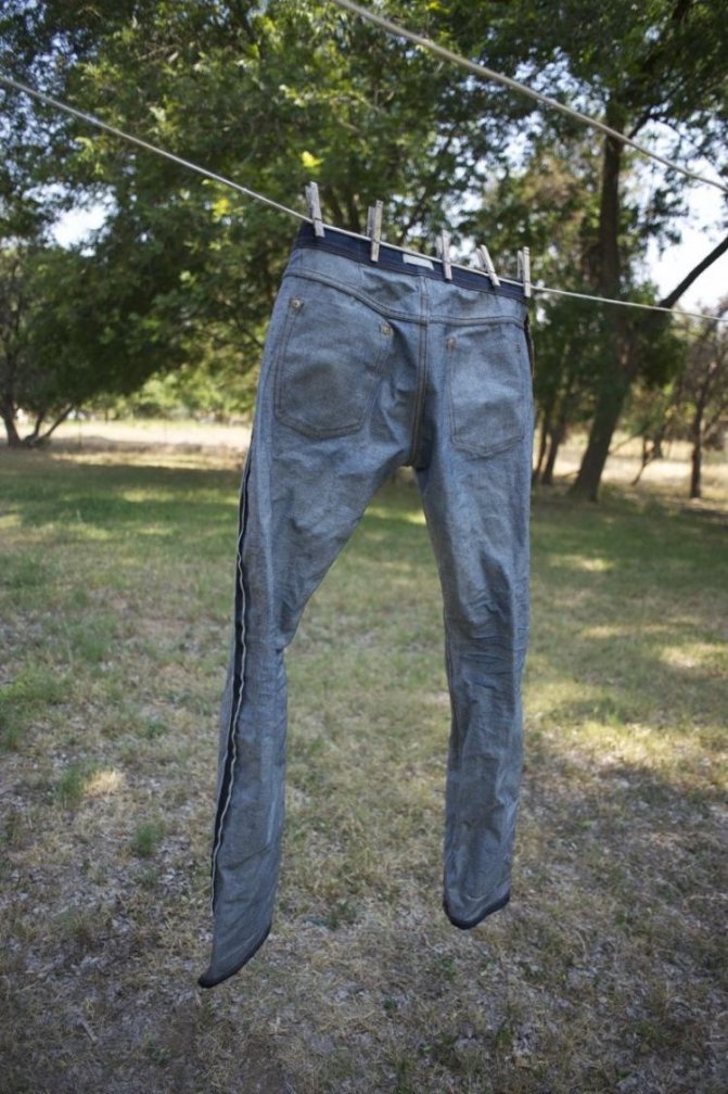 Как высушить джинсы быстро в домашних условиях. как быстро высушить джинсы? полезные советы и хитрости