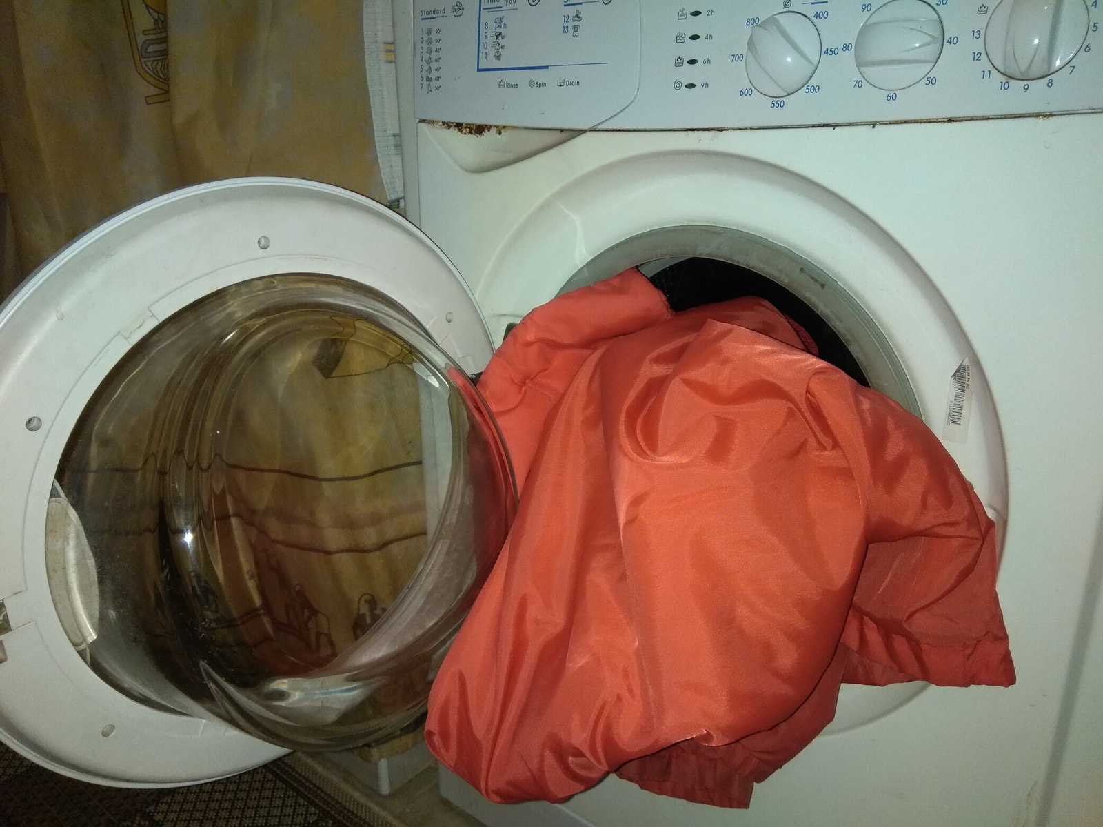 Правила стирки синтепоновых курток в стиральной машине