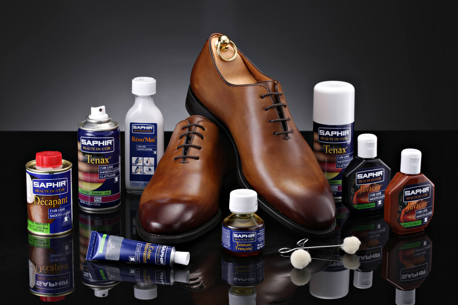Правильный уход за лакированной обувью: чистка, обработка