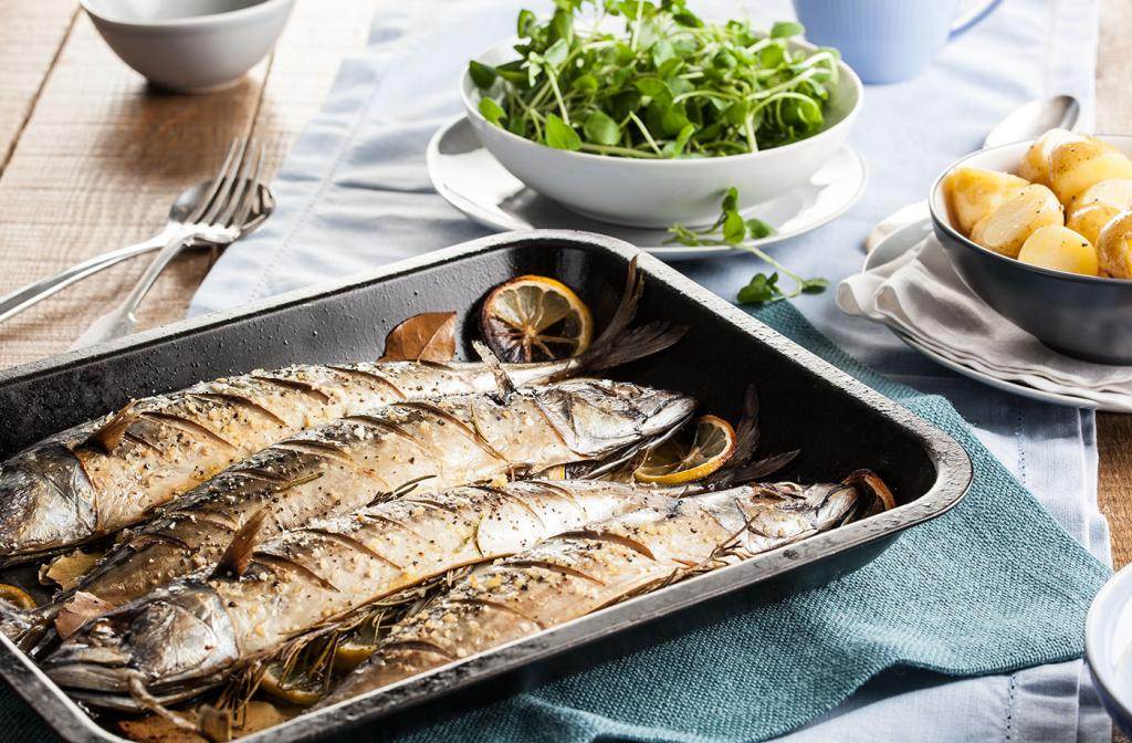 Красная рыба, запеченная в духовке - лучшие рецепты блюд