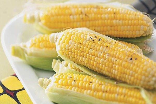 Способы приготовления кукурузы в кастрюле: как ее варить, чтобы она была мягкая и сочная?