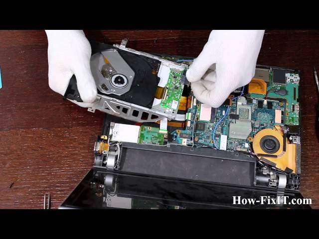 Как разобрать ноутбук sony vaio pcg-71314, почистить его и поменять термопасту?