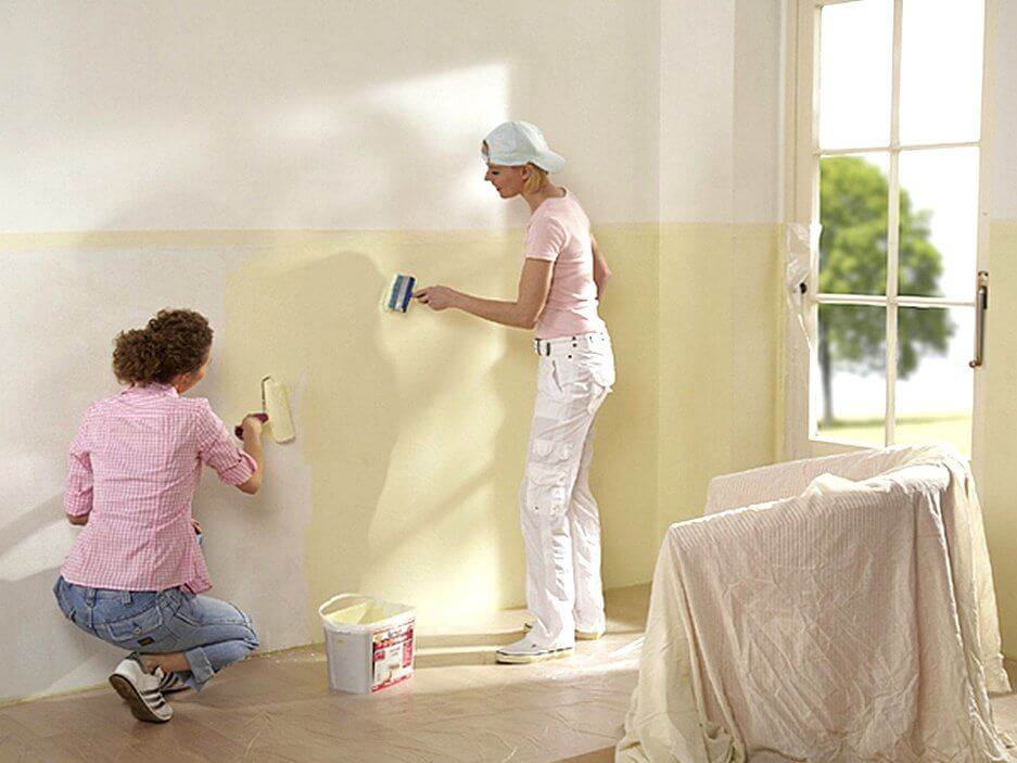 Как снять старую водоэмульсионную краску с потолка и стен