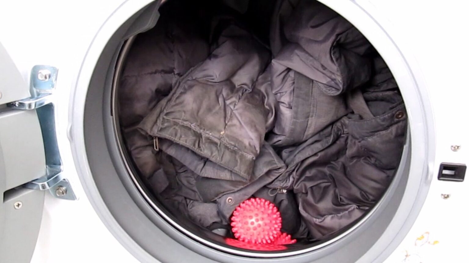 Стирка сумки холодильника — можно ли стирать в стиральной машине? +бонусные способы