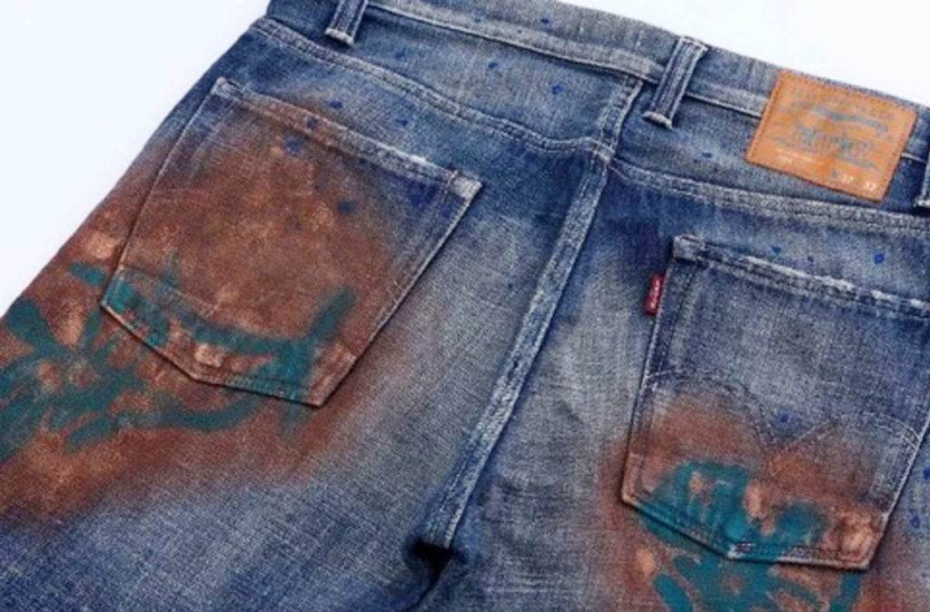 Чем оттереть краску от штанов: способы удаления пятен