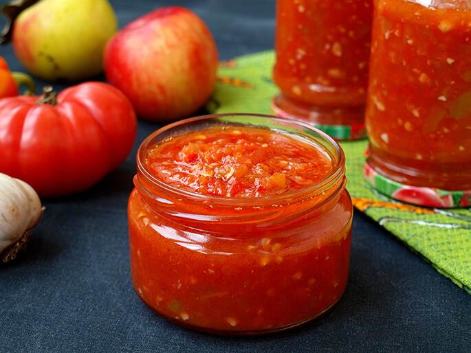 Как приготовить аджику из помидоров с салицилкой