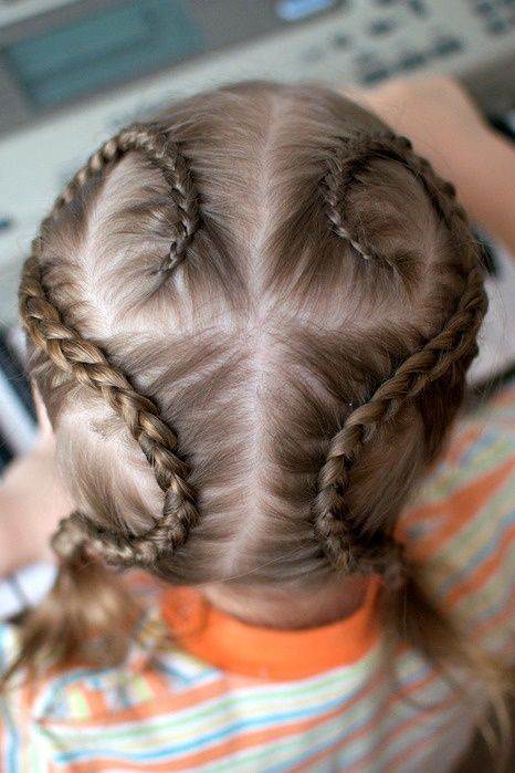 Как красиво заплести ребенка с редкими волосами