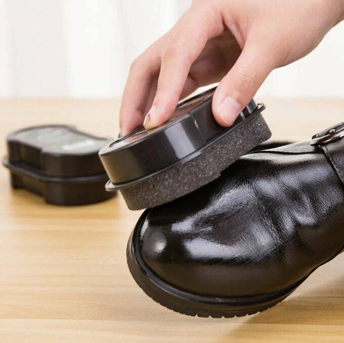 Как правильно ухаживать за лакированной обувью