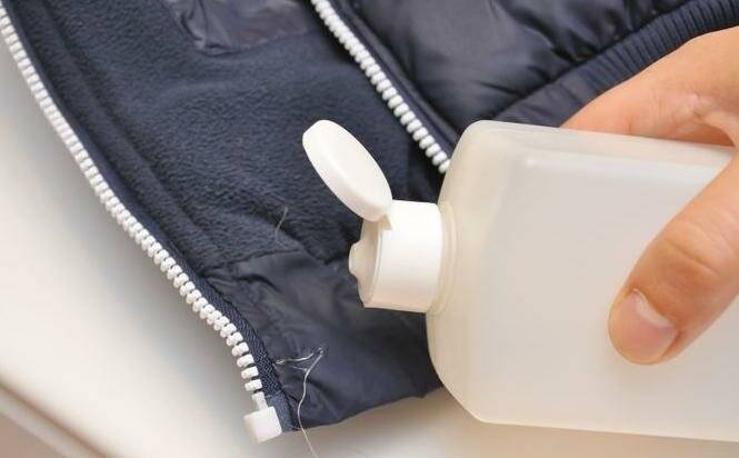 Как убрать смолу сосны с одежды в домашних условиях: инструкция
