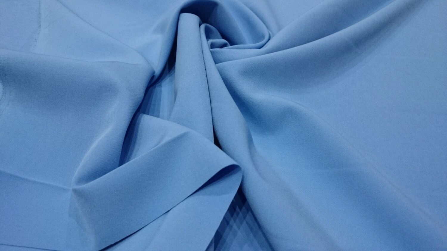 Виды полиэстера и выбор ткани для пошива разной одежды