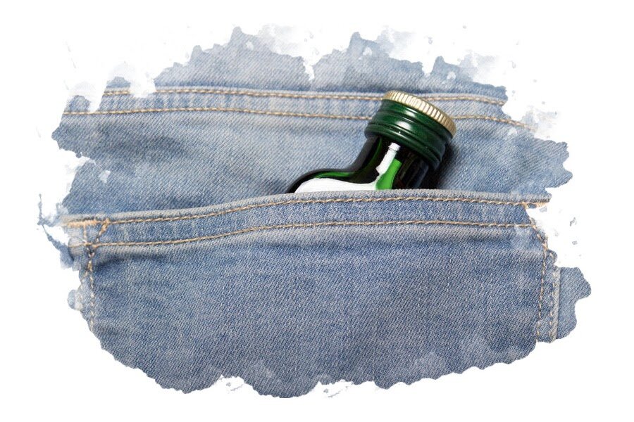 Как отстирать пятно на джинсах