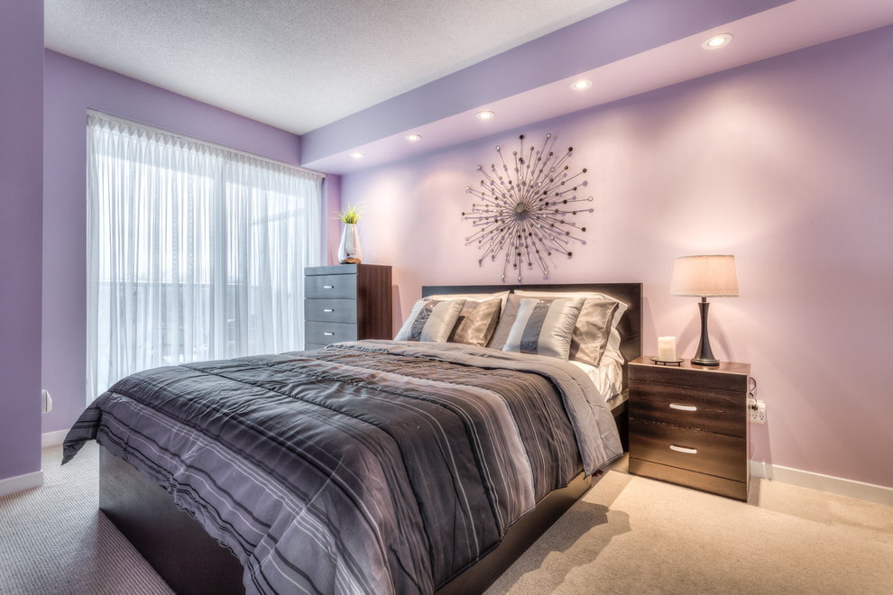 Спальня в сиреневых тонах: цветовые сочетания, подходящие стили, особенности использования фиолетового в отделке
