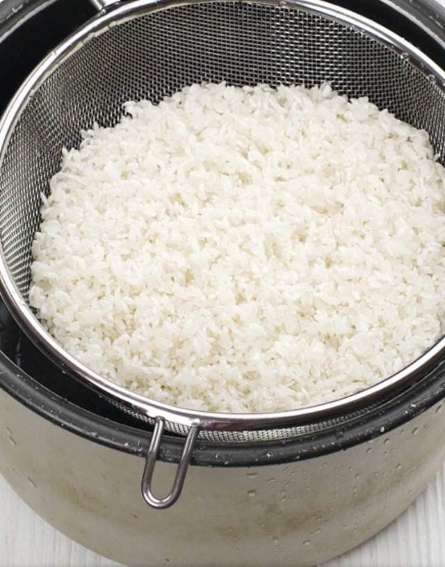 Сколько и как правильно варить бурый рис?
