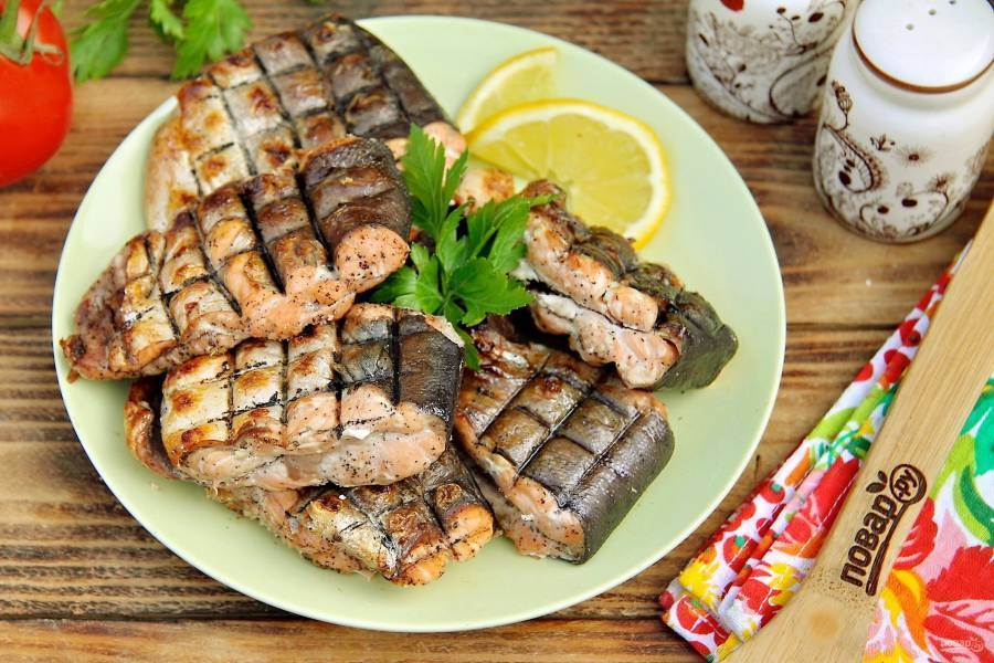 Шашлык из рыбы: как мариновать и приготовить сазана на мангале?