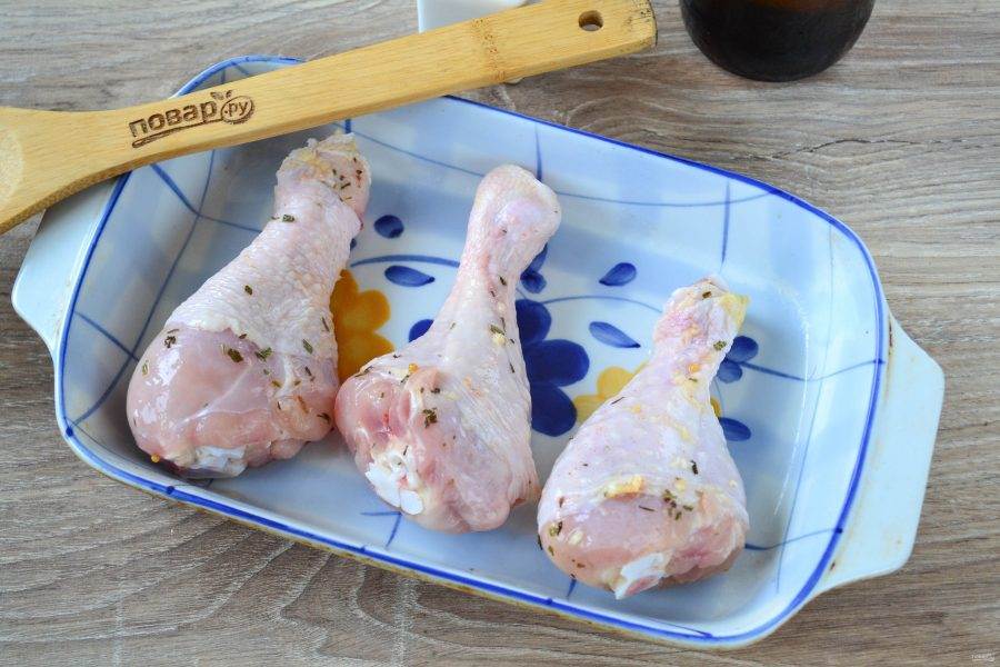 Как вкусно замариновать курицу для запекания в духовке