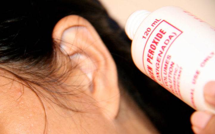 Заложенность уха - почему возникает и как избавиться от симптома?