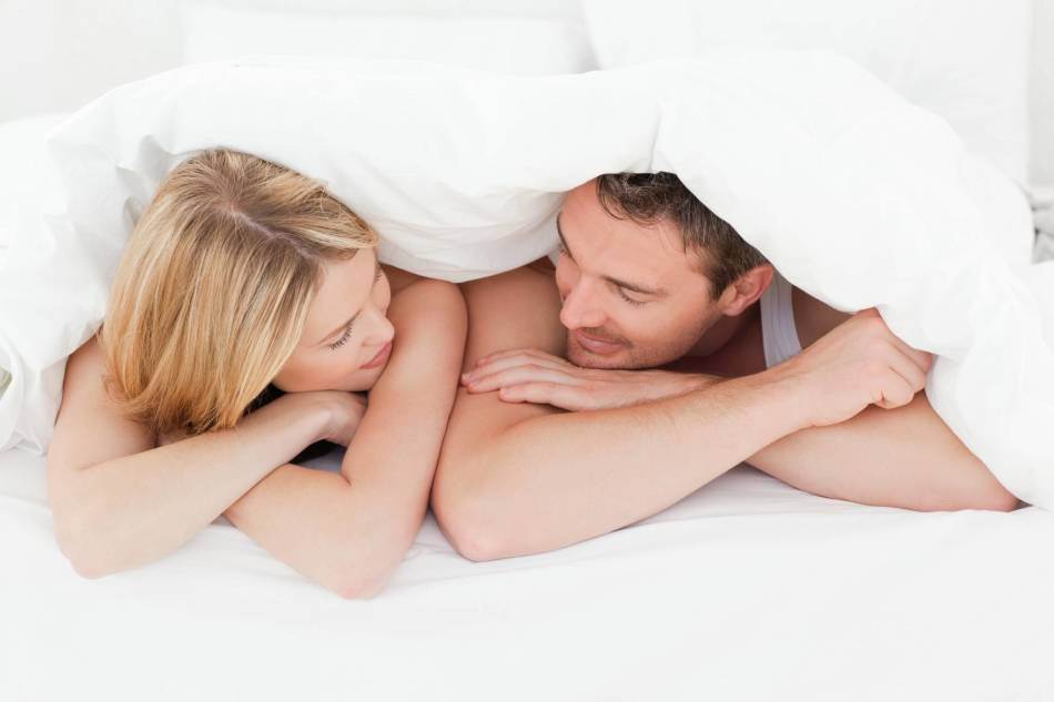 15 простых и сумасшедших вещей в постели, которые сводят мужчин с ума