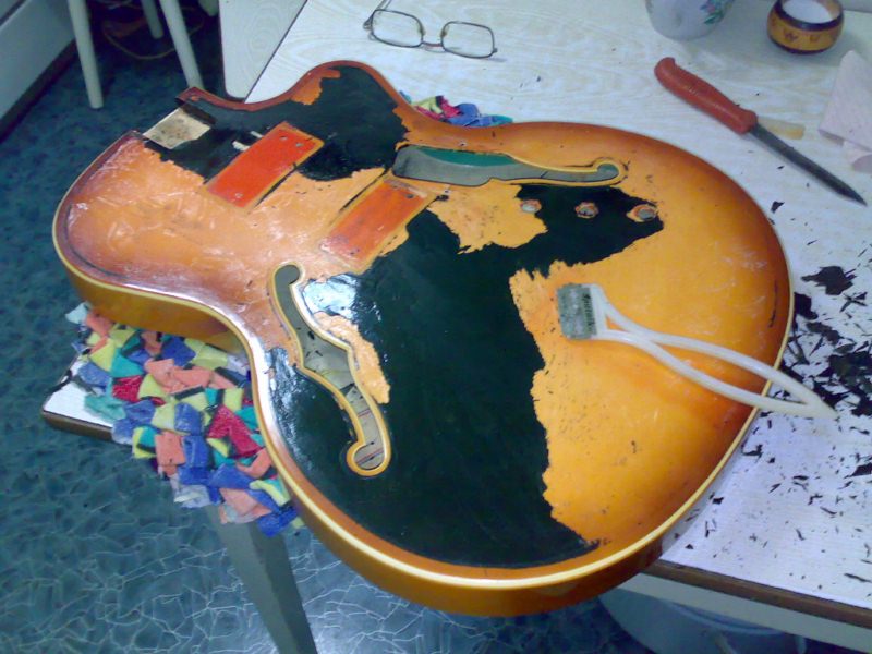 Можно ли красить гитару. как самостоятельно покрасить и вскрыть лаком старую гитару. подготовка к покраске гитары