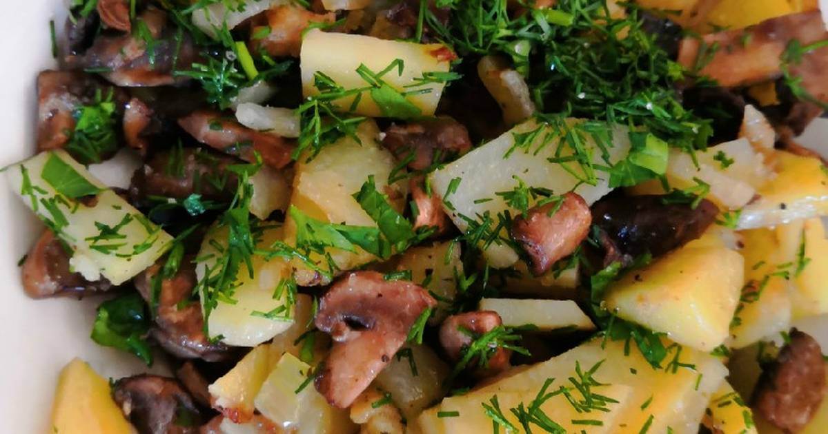 Рецепты жареной картошки с грибами шампиньонами. Картошка с шампиньонами. Жареная картошка с грибами. Картофель жареный с шампиньонами. Картошка жареная с грибами шампиньонами.