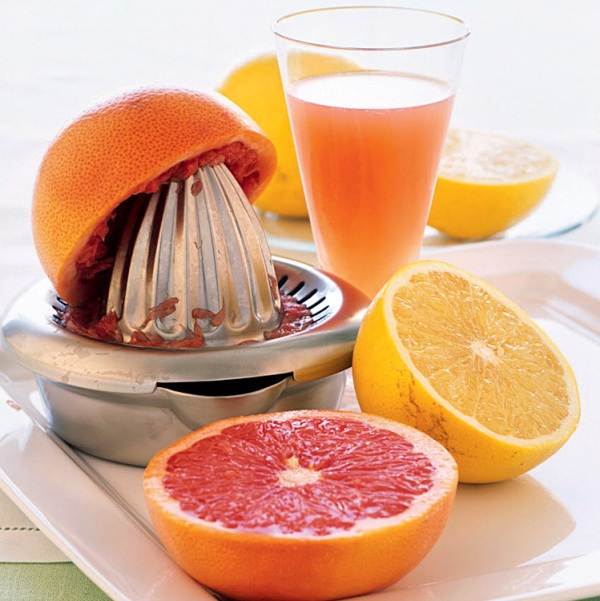 Как есть грейпфрут правильно: с чем нельзя кушать, когда лучше употреблять, утром или вечером