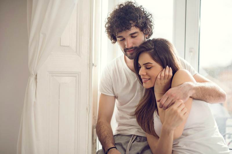 Как определить, мужчина любит или использует: 12 признаков, определяем по поведению, почему он использует? муж любит или использует жену: как понять?