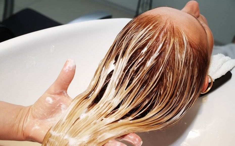 Как увлажнить кожу головы и волос у ребенка