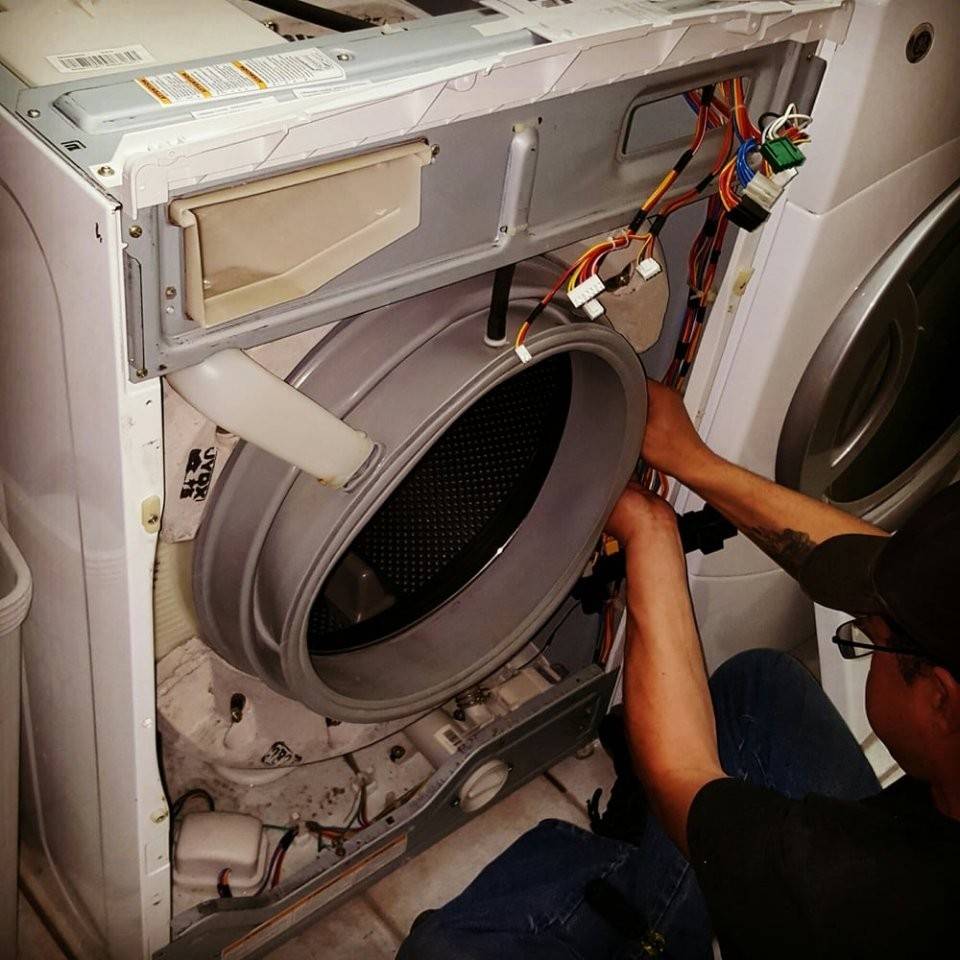 Как самостоятельно заменить ремень на стиральной машине