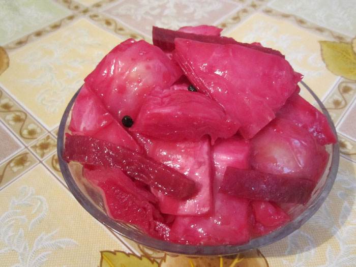 Маринованная капуста крупными кусками со свеклой рецепт с фото пошагово - 1000.menu