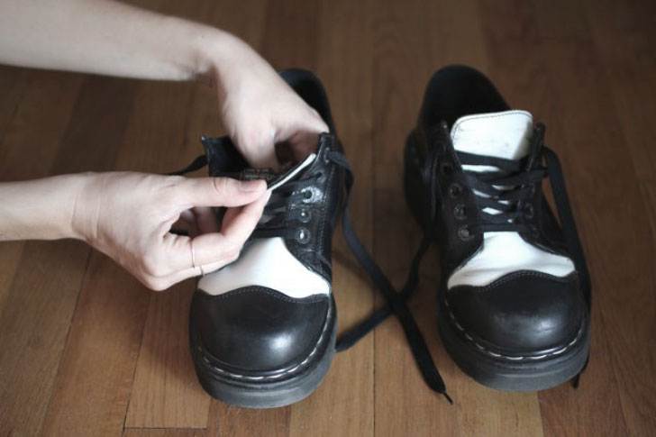 20 лучших способов, как в домашних условиях быстро растянуть обувь